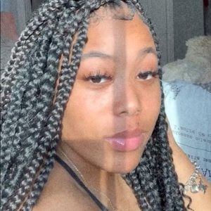 Meet your Posher, Arielle